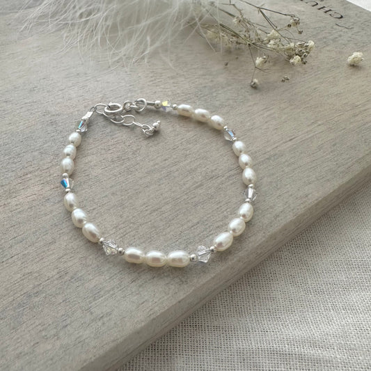 Sample pearl bracelet M