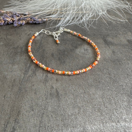 Thin Orange Bracelet with seed beads Shades of Orange