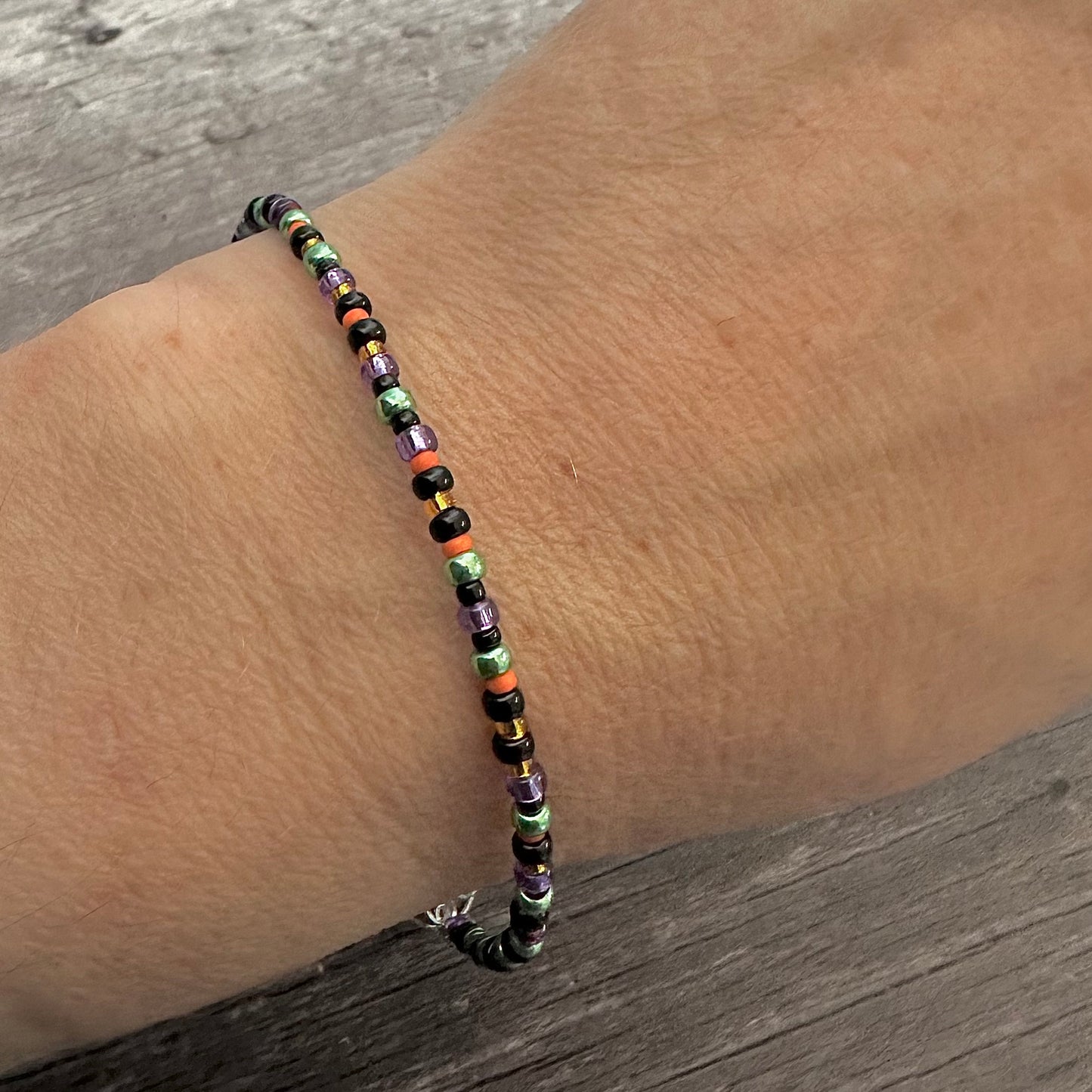 Bright & Black Bracelet with seed beads
