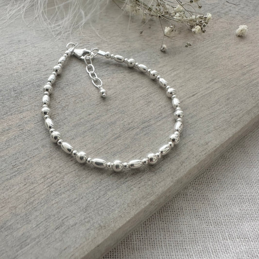 Sample silver bead bracelet M