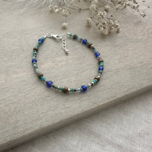 Beach blues Bracelet with seed beads