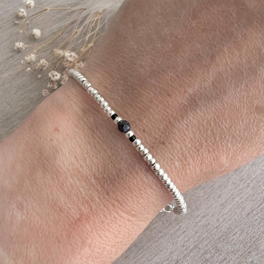 Dainty September Birthstone seed bead bracelet, Sapphire jewellery, September birthday gift