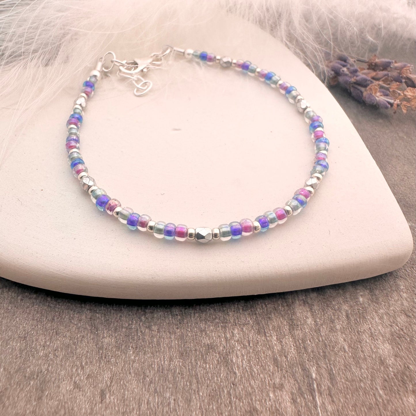 Icy colours Bracelet with seed beads